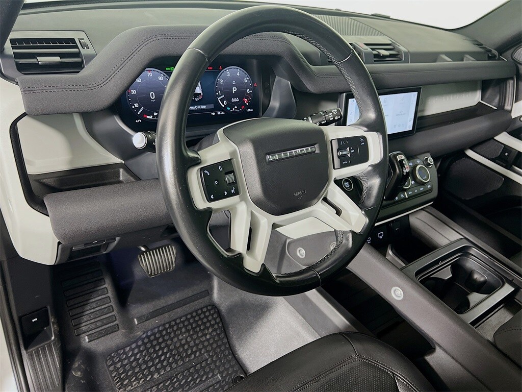 2023 LAND ROVER DEFENDER - Image 9