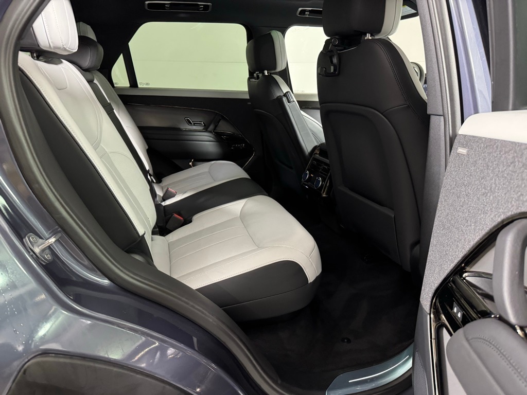 2023 LAND ROVER RANGE ROVER SPORT - Image 29
