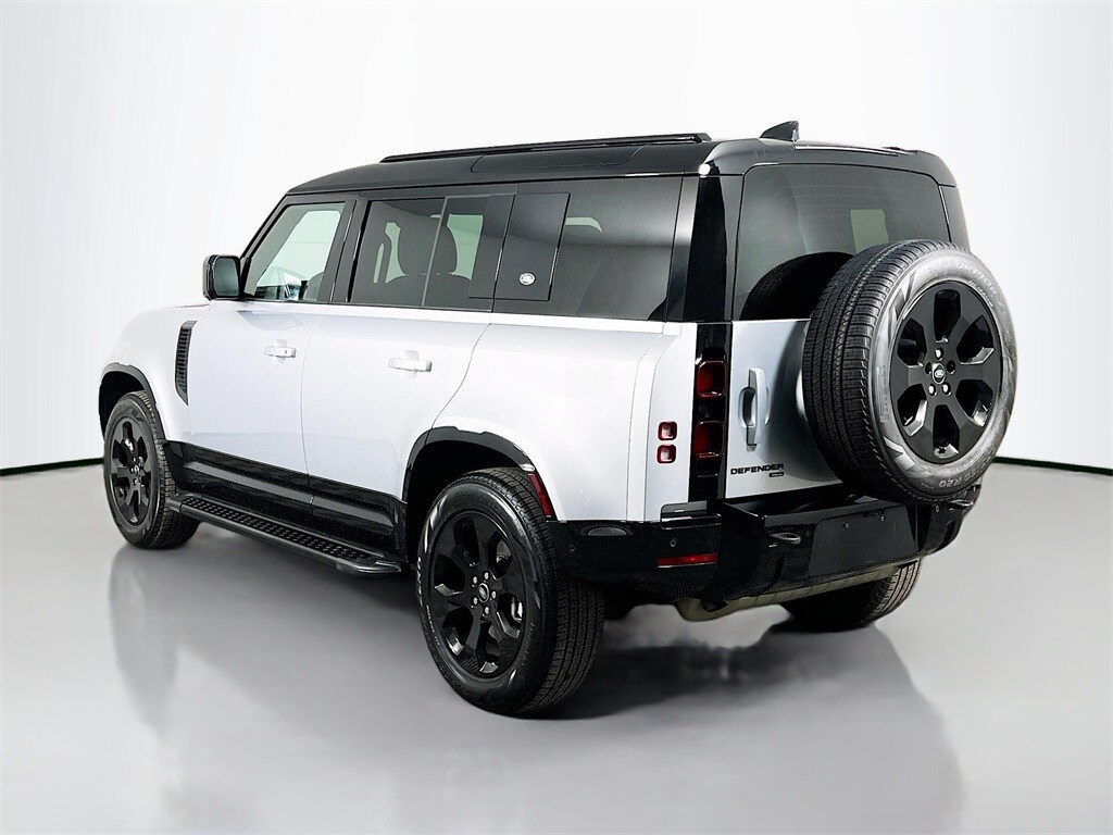 2023 LAND ROVER DEFENDER - Image 7