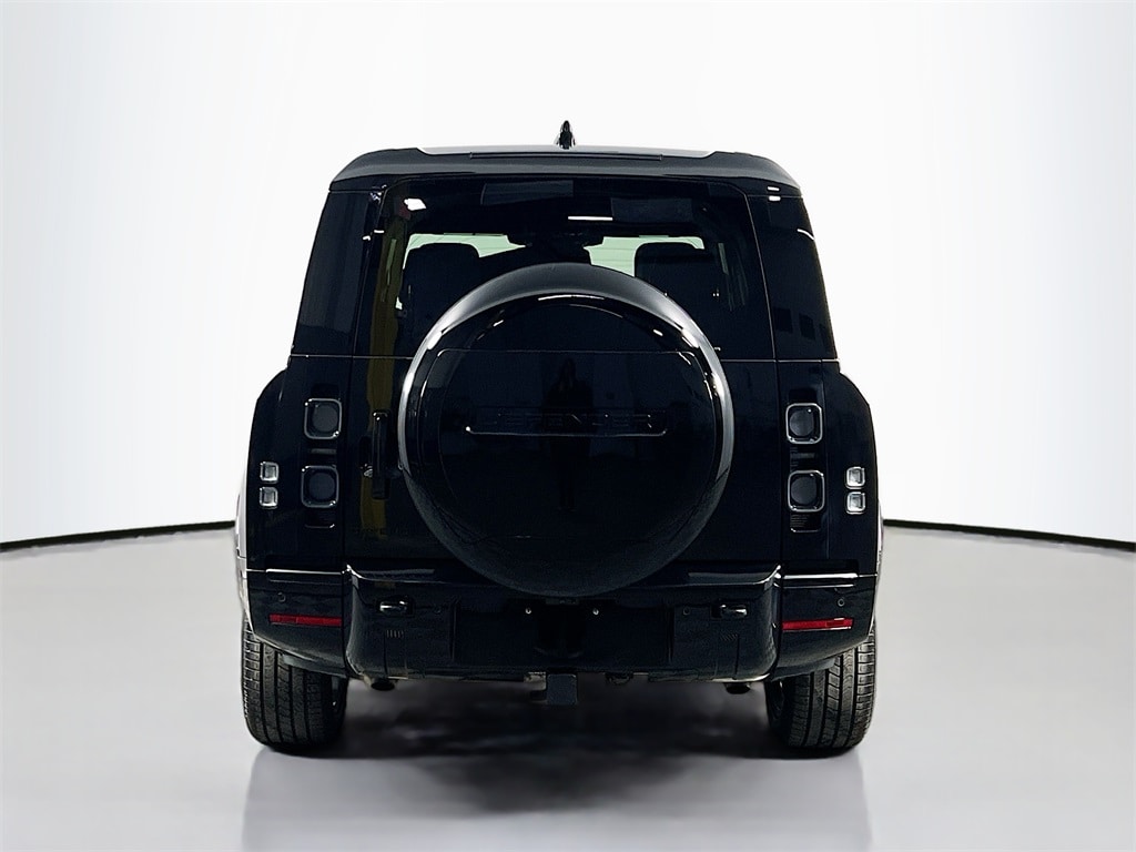 2024 LAND ROVER DEFENDER - Image 6