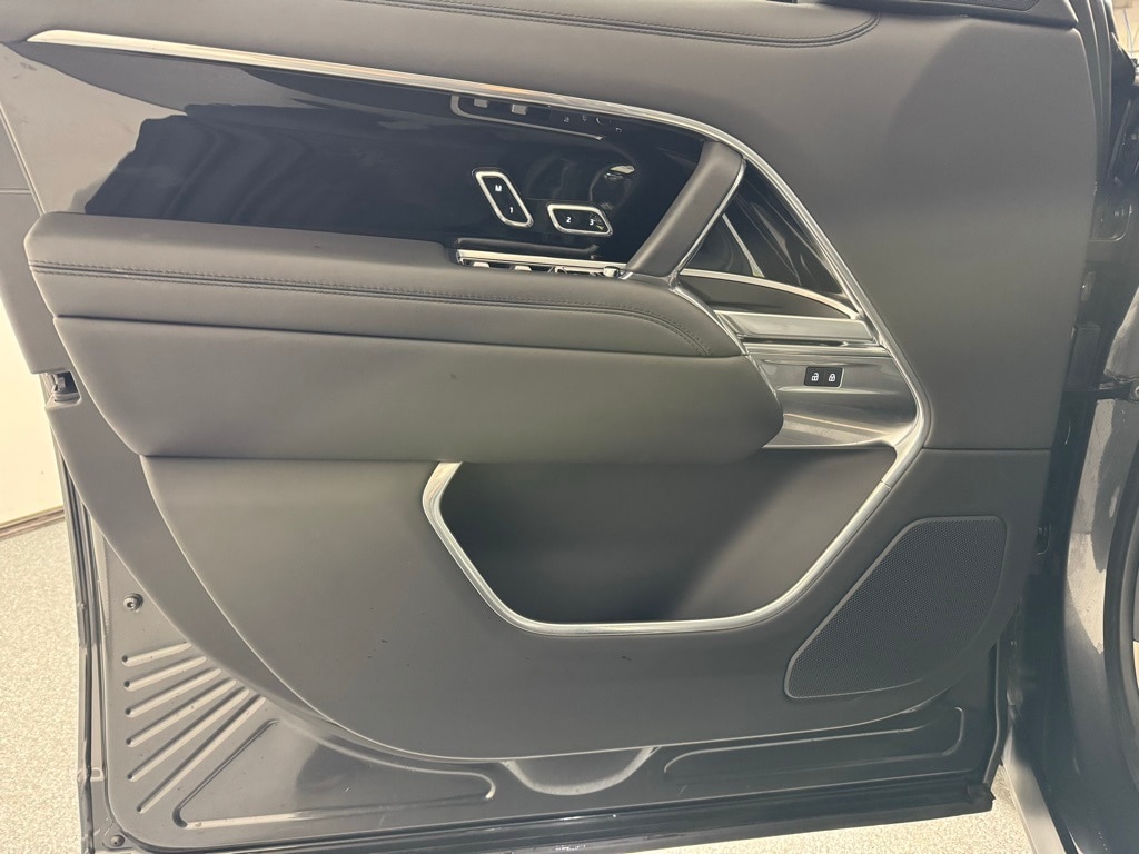 2024 LAND ROVER RANGE ROVER - Image 12