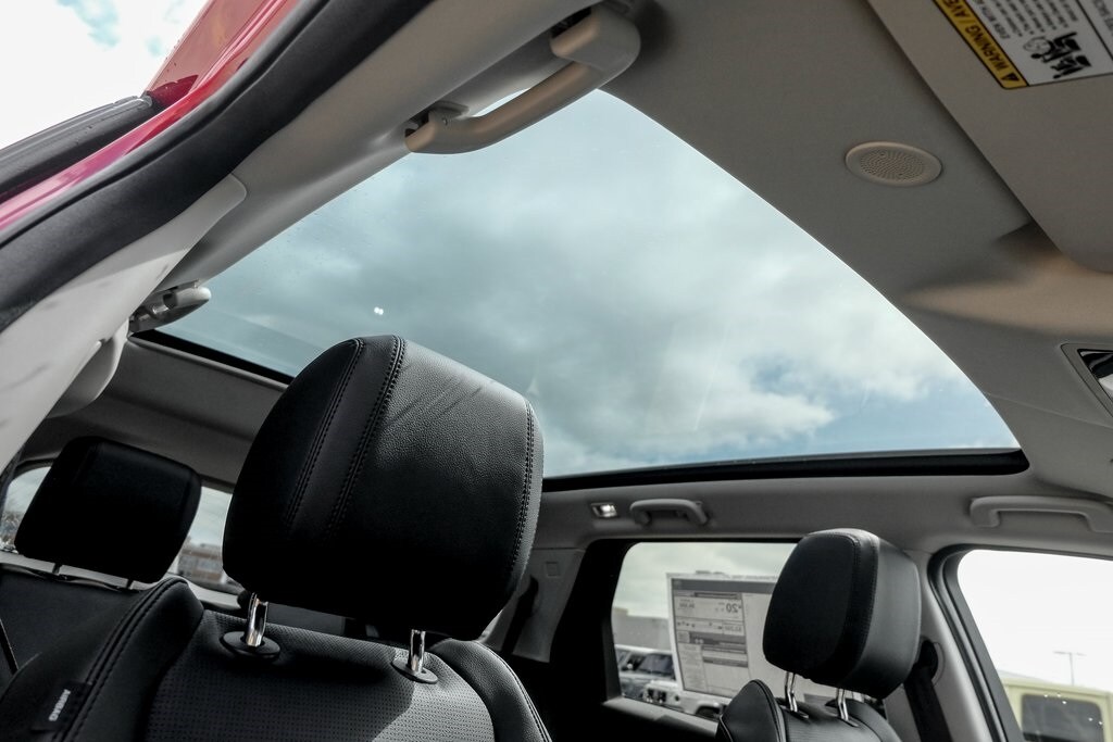 2025 LAND ROVER DISCOVERY SPORT - Image 23