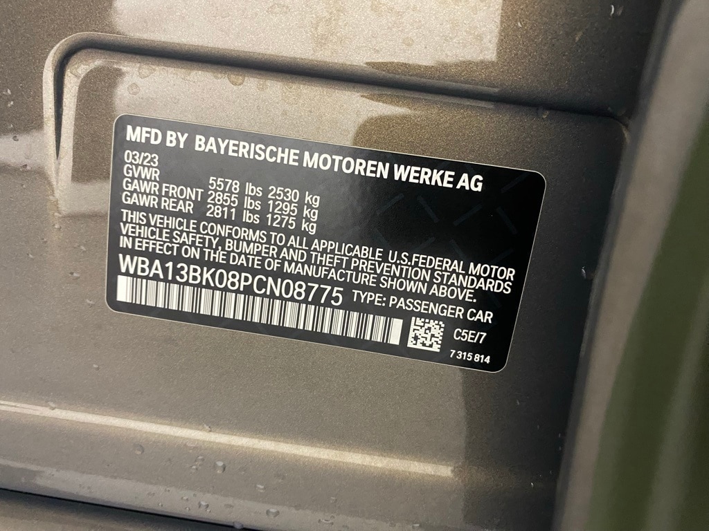 2023 BMW M550I - Image 33