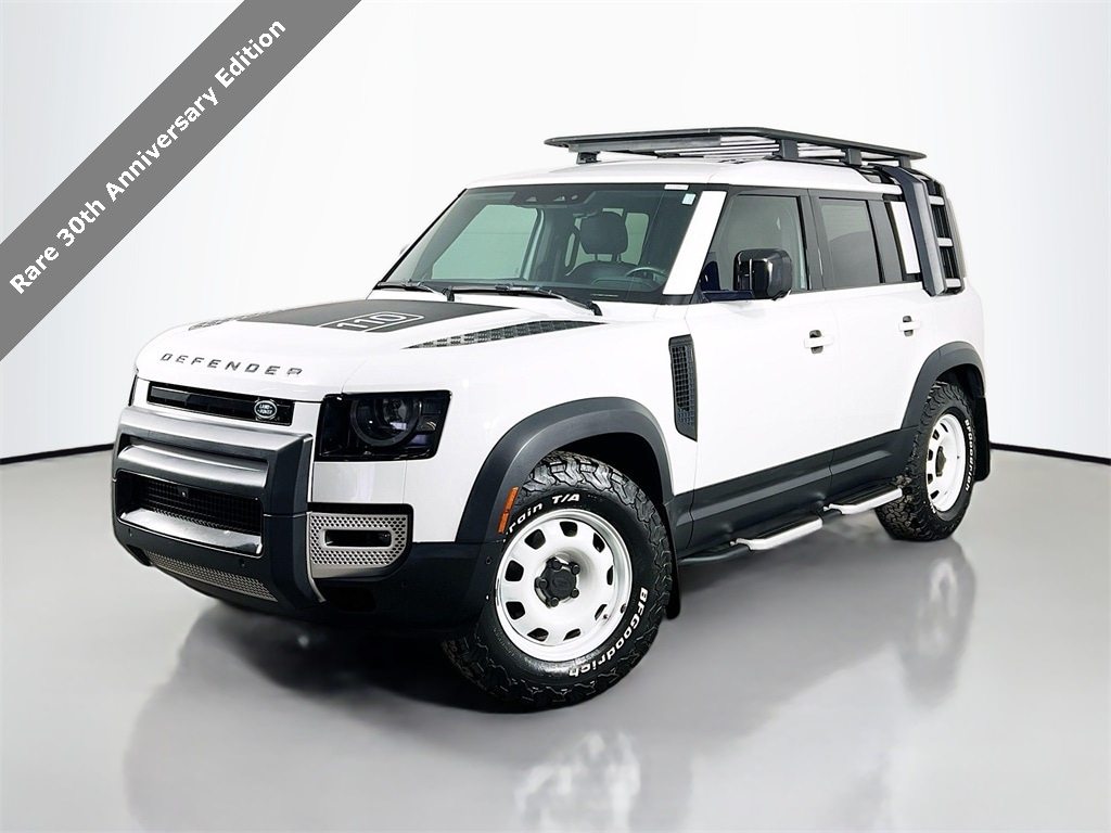 2023 LAND ROVER DEFENDER - Image 1