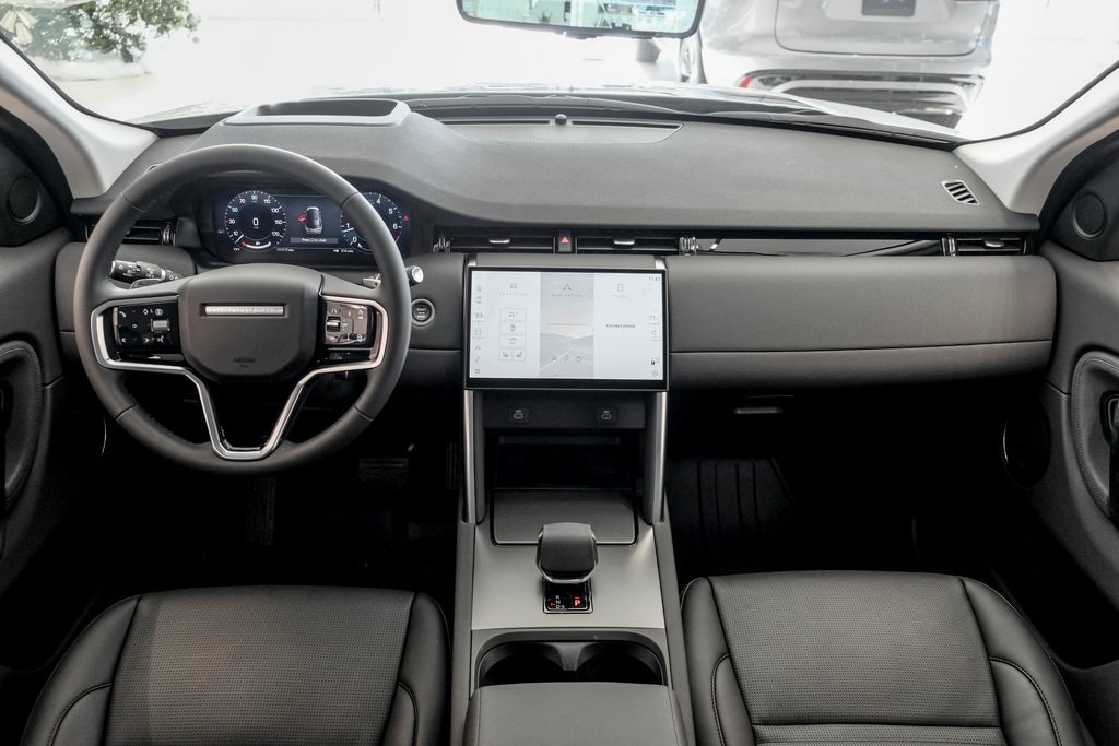 2025 LAND ROVER DISCOVERY SPORT - Image 18