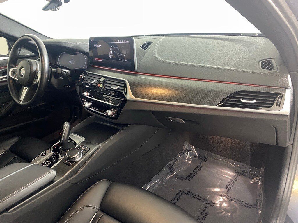 2023 BMW M550I - Image 28