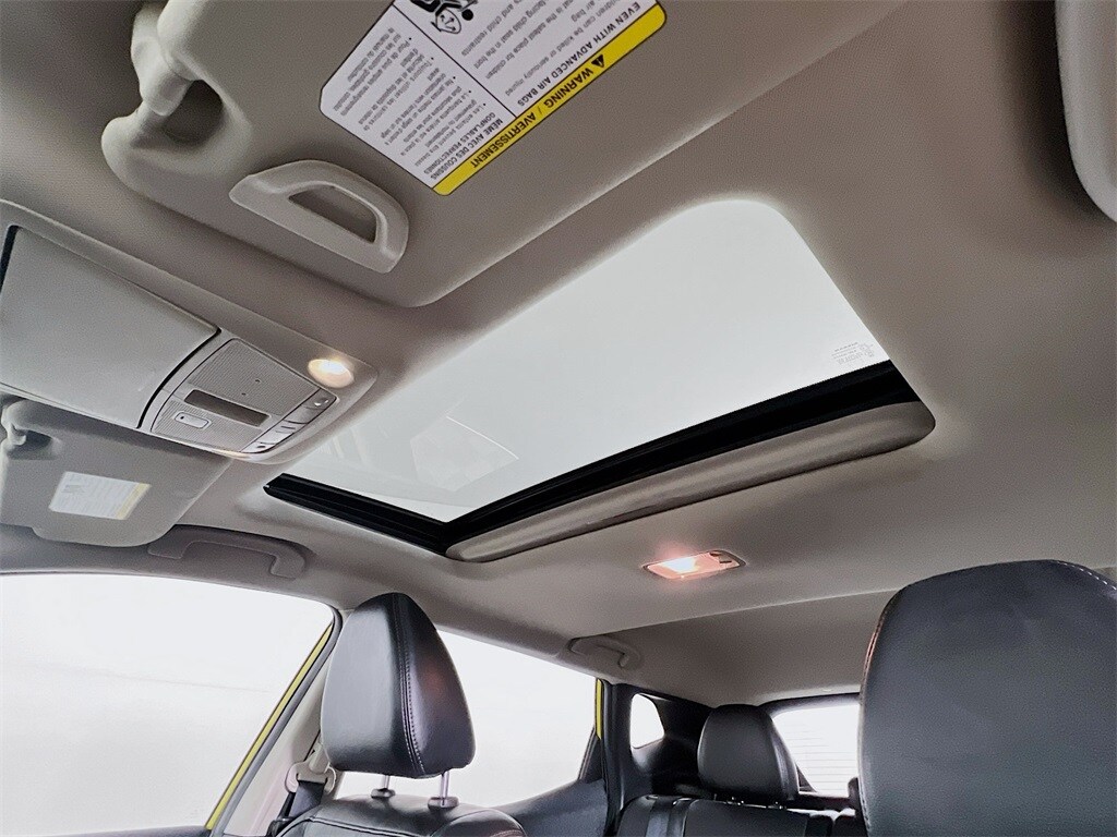 2017 NISSAN ROGUE SPORT - Image 21