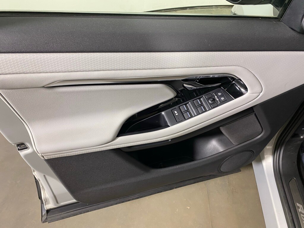 2023 LAND ROVER RANGE ROVER EVOQUE - Image 10