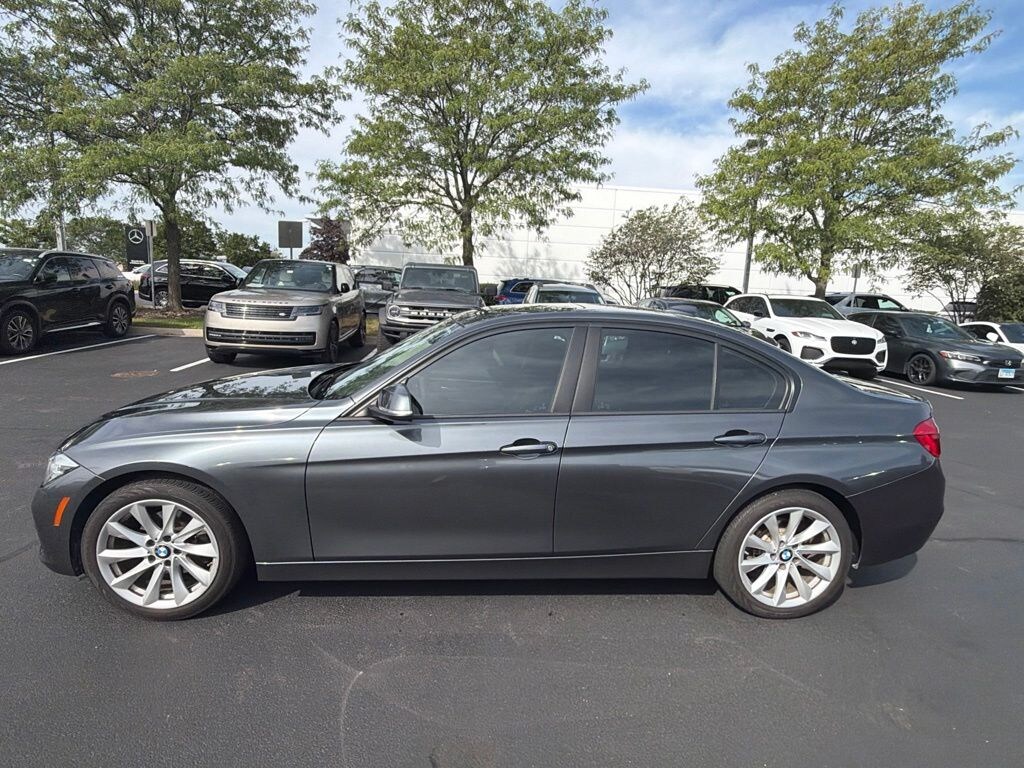 Used 2018 BMW 320i xDrive Sedan