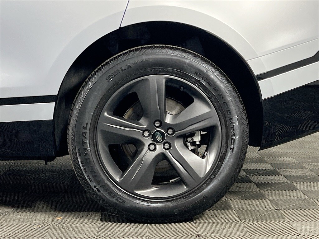 2025 LAND ROVER RANGE ROVER VELAR - Image 32