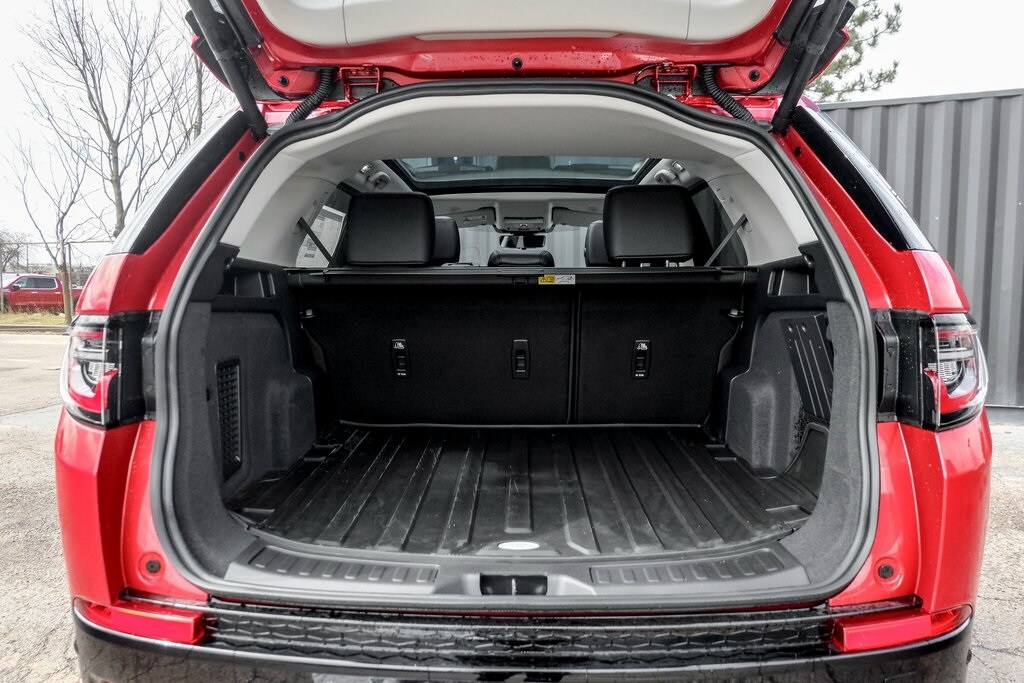 2025 LAND ROVER DISCOVERY SPORT - Image 9