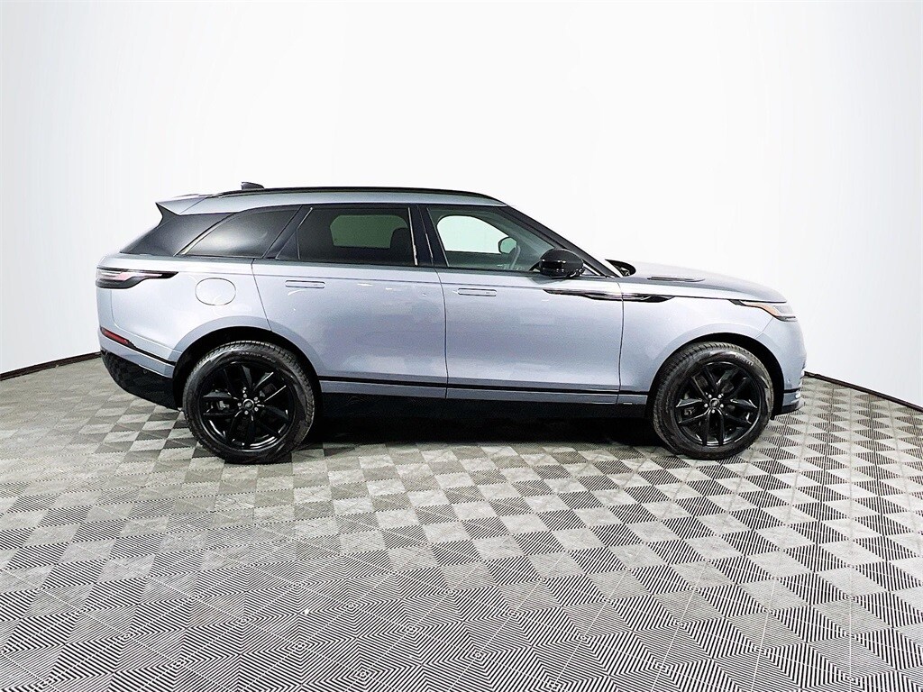 2025 LAND ROVER RANGE ROVER VELAR - Image 4