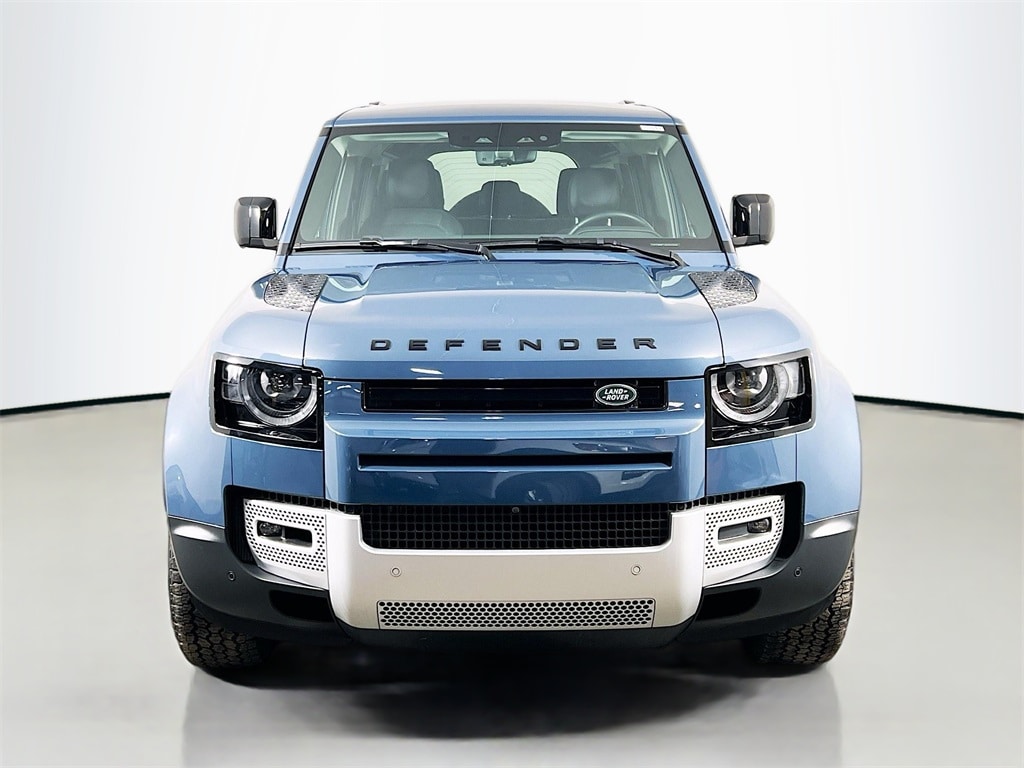 2024 LAND ROVER DEFENDER - Image 2