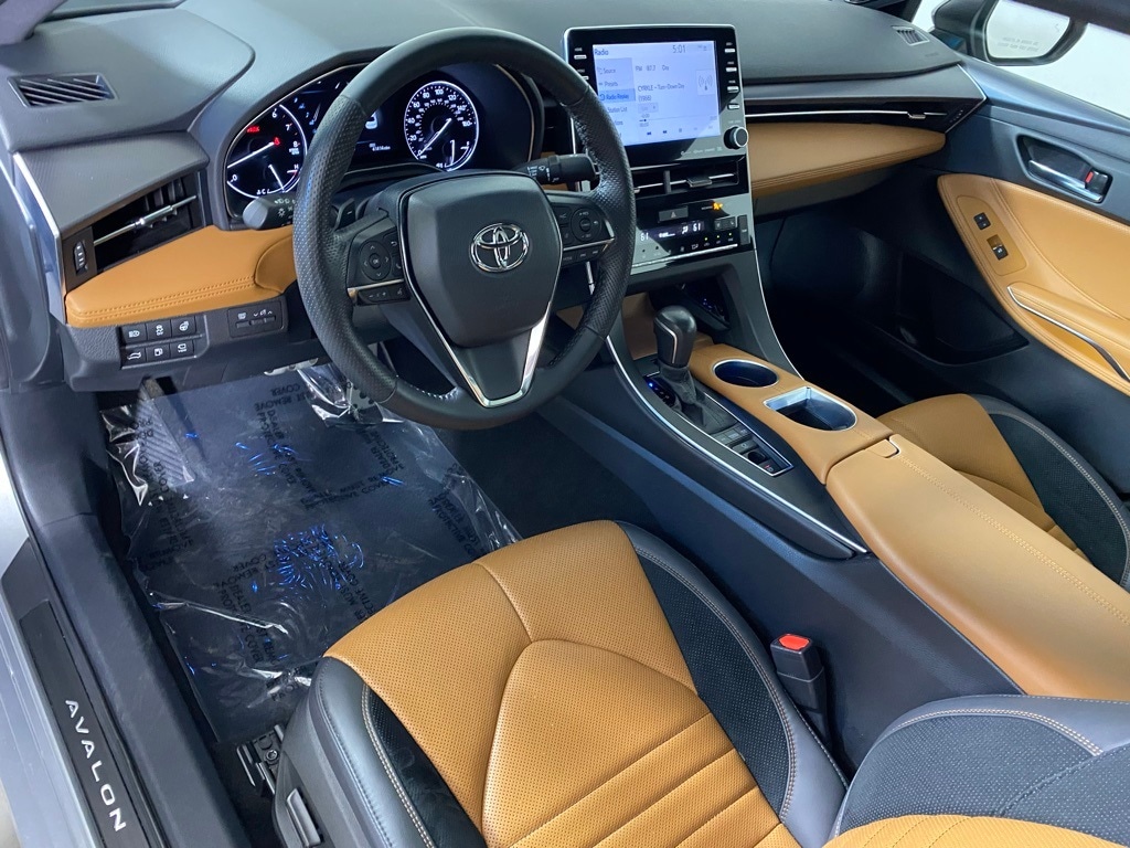 2022 TOYOTA AVALON - Image 9