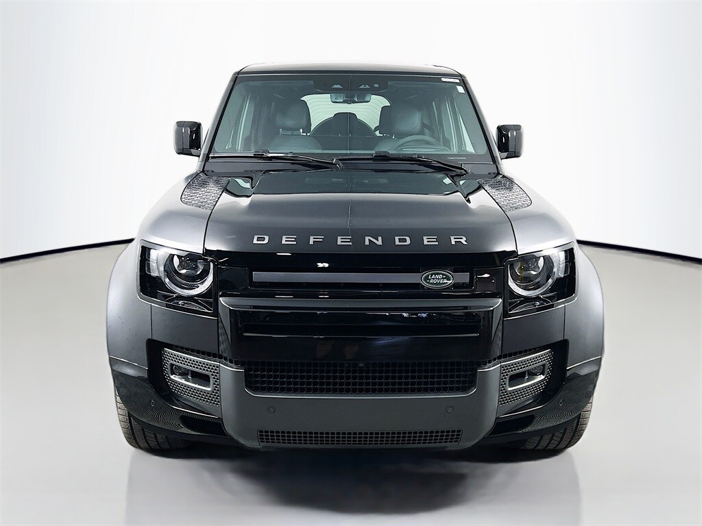 2023 Land Rover Defender 110 Carpathian Edition photo 2