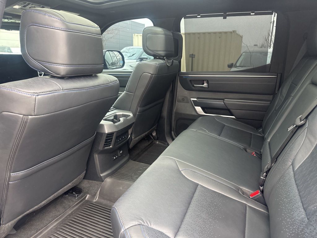 2024 TOYOTA TUNDRA - Image 12
