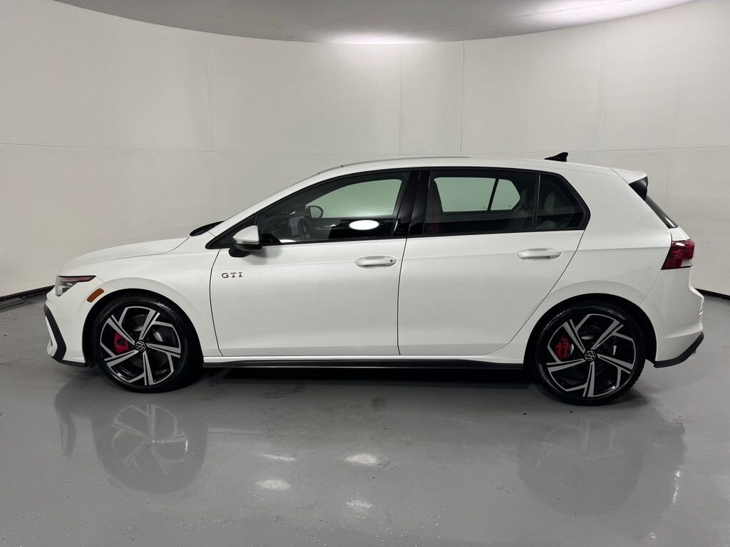 Used 2025 Volkswagen Golf GTI 2.0T SE Hatchback