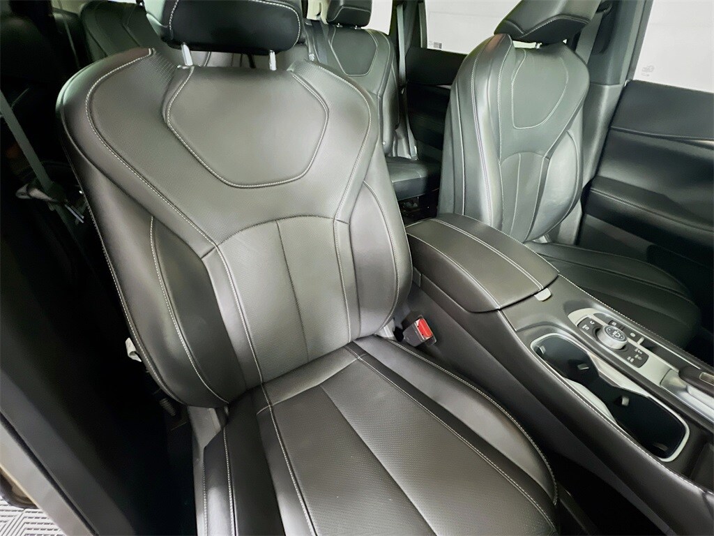 2022 INFINITI QX60 - Image 30