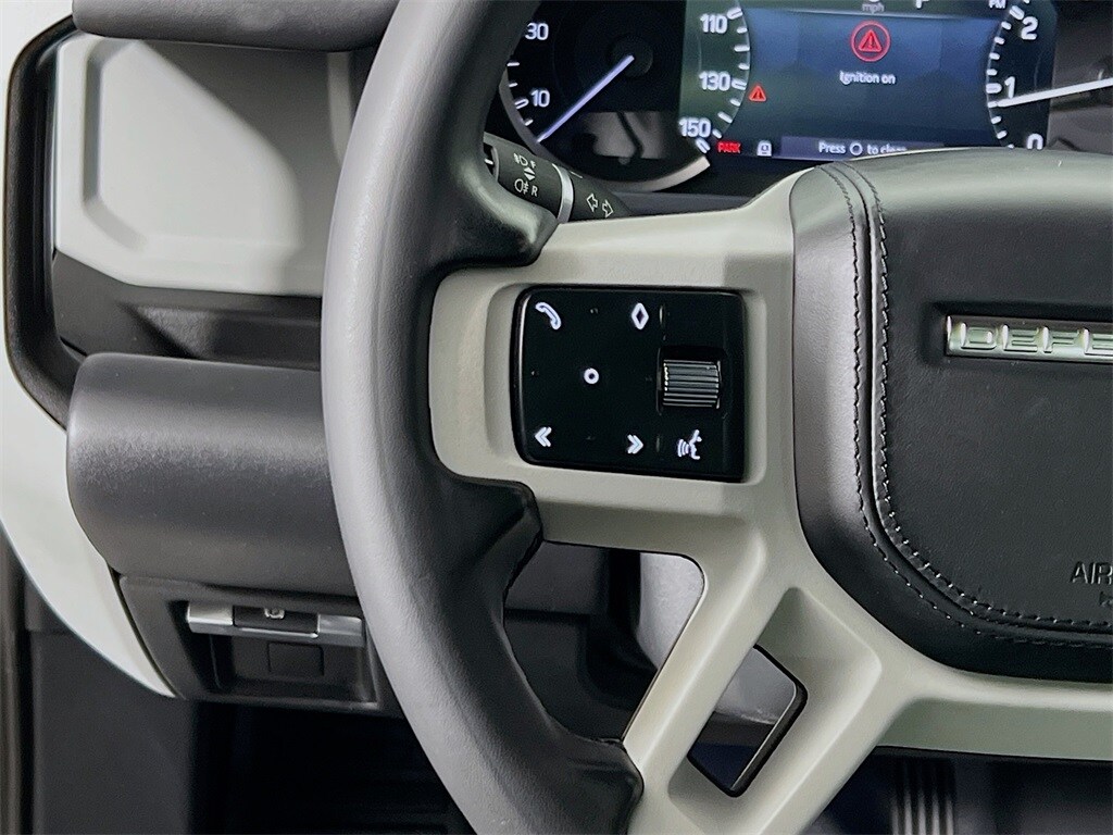 2023 LAND ROVER DEFENDER - Image 10