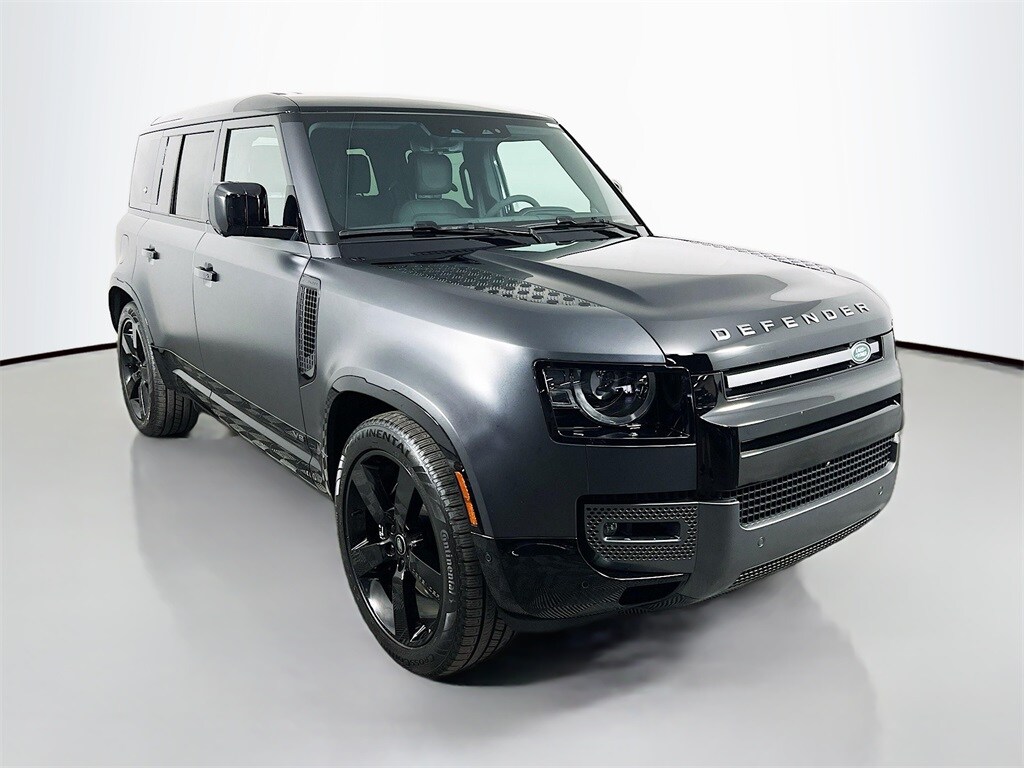 2023 Land Rover Defender 110 Carpathian Edition photo 3