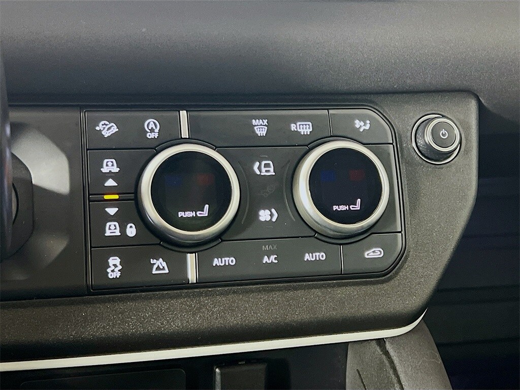 2023 LAND ROVER DEFENDER - Image 16