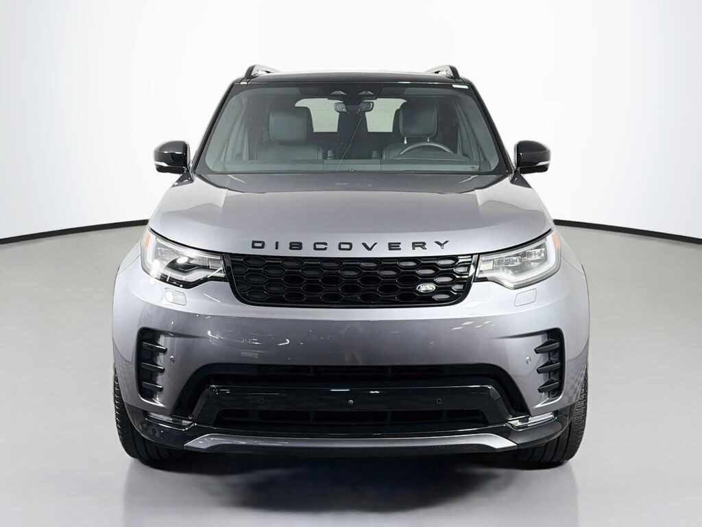 Used 2025 Land Rover Discovery P300 Dynamic SE SUV