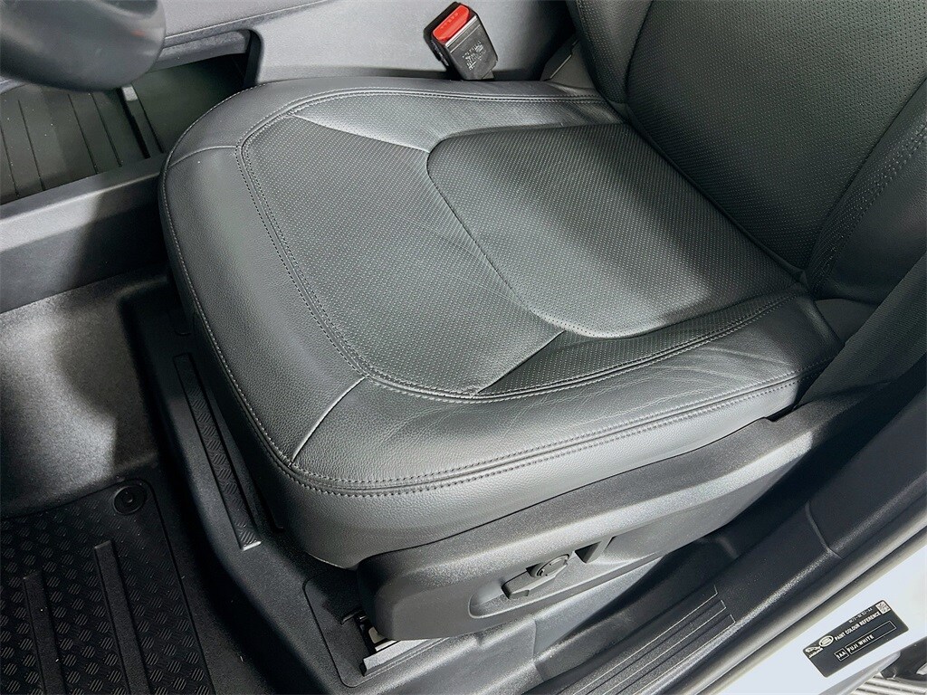 2023 LAND ROVER DEFENDER - Image 20