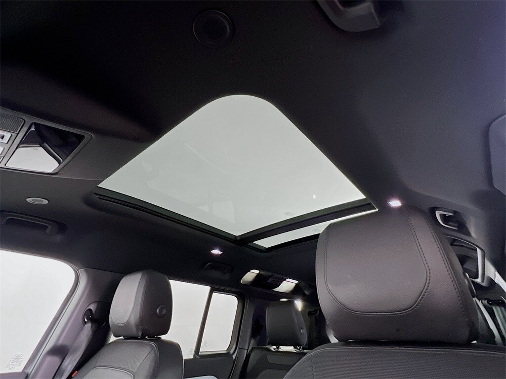 2023 LAND ROVER DEFENDER - Image 23