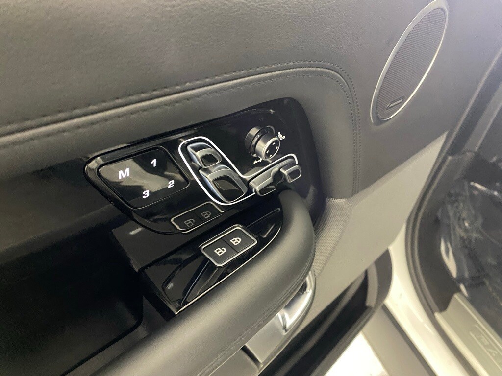 2021 LAND ROVER RANGE ROVER - Image 12
