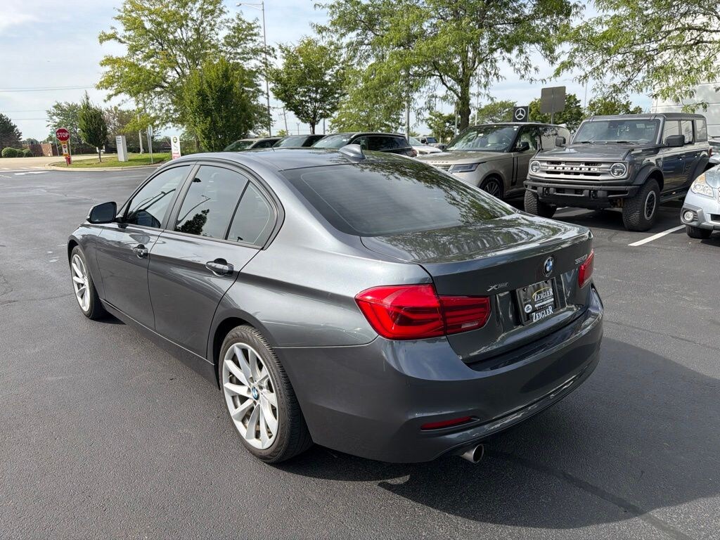 Used 2018 BMW 320i xDrive Sedan
