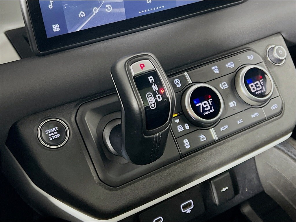 2023 LAND ROVER DEFENDER - Image 17