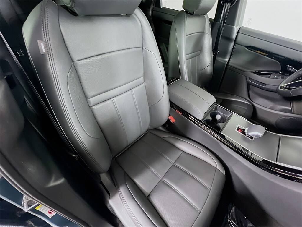 2025 LAND ROVER RANGE ROVER EVOQUE - Image 29