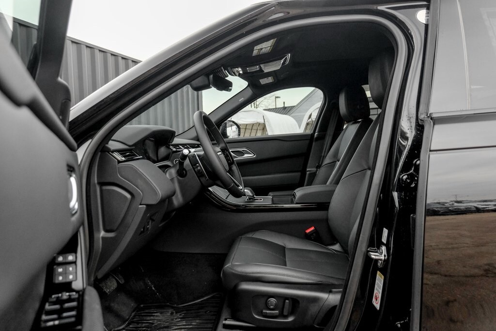 2026 LAND ROVER RANGE ROVER VELAR - Image 10
