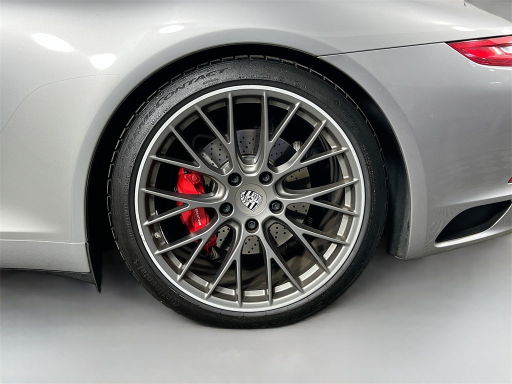 2017 PORSCHE 911 - Image 32