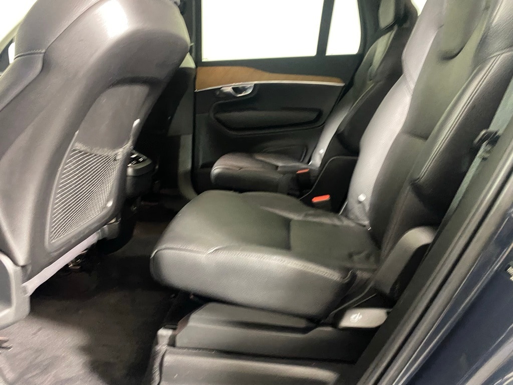2022 VOLVO XC90 - Image 26