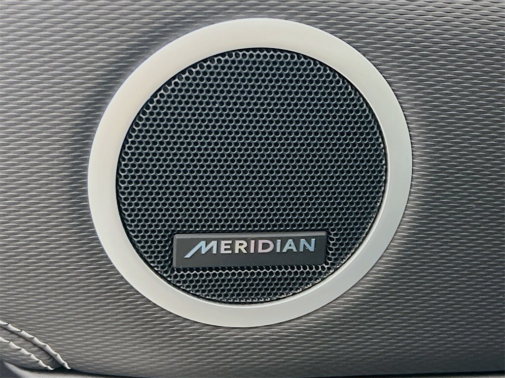 2025 LAND ROVER DISCOVERY - Image 19