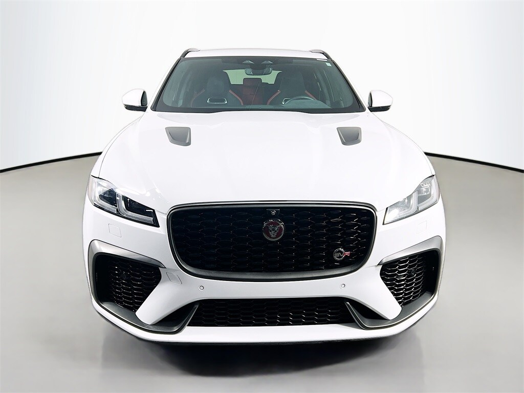 2023 Jaguar F-PACE SVR photo 2