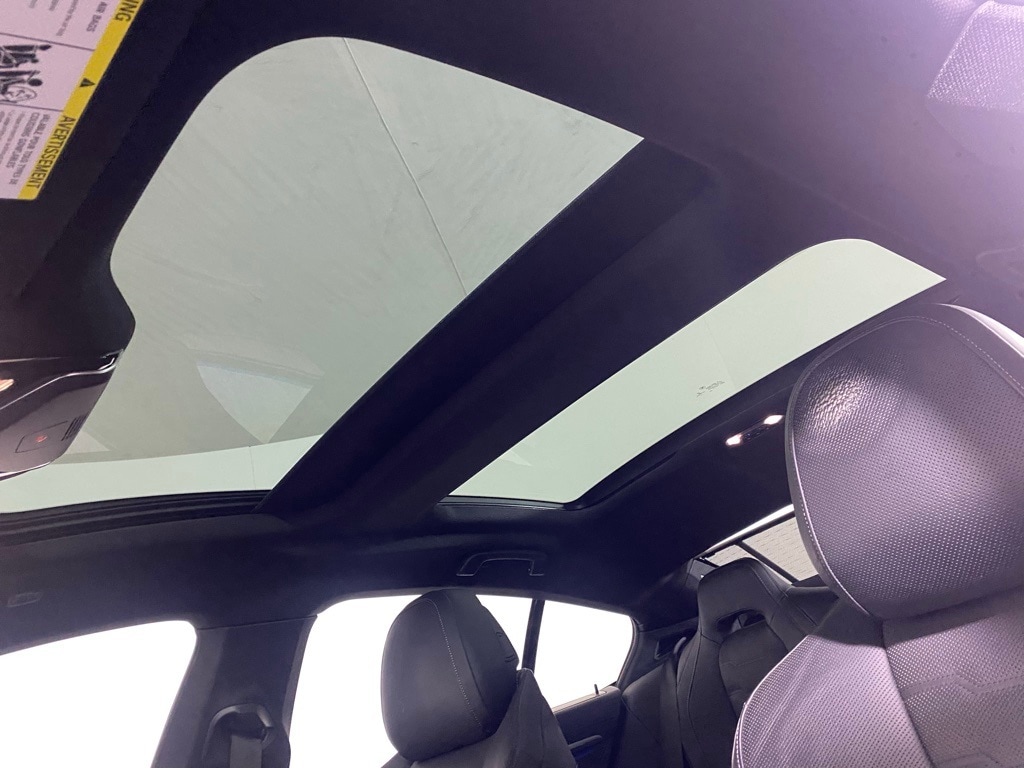 2022 BMW M850I - Image 16