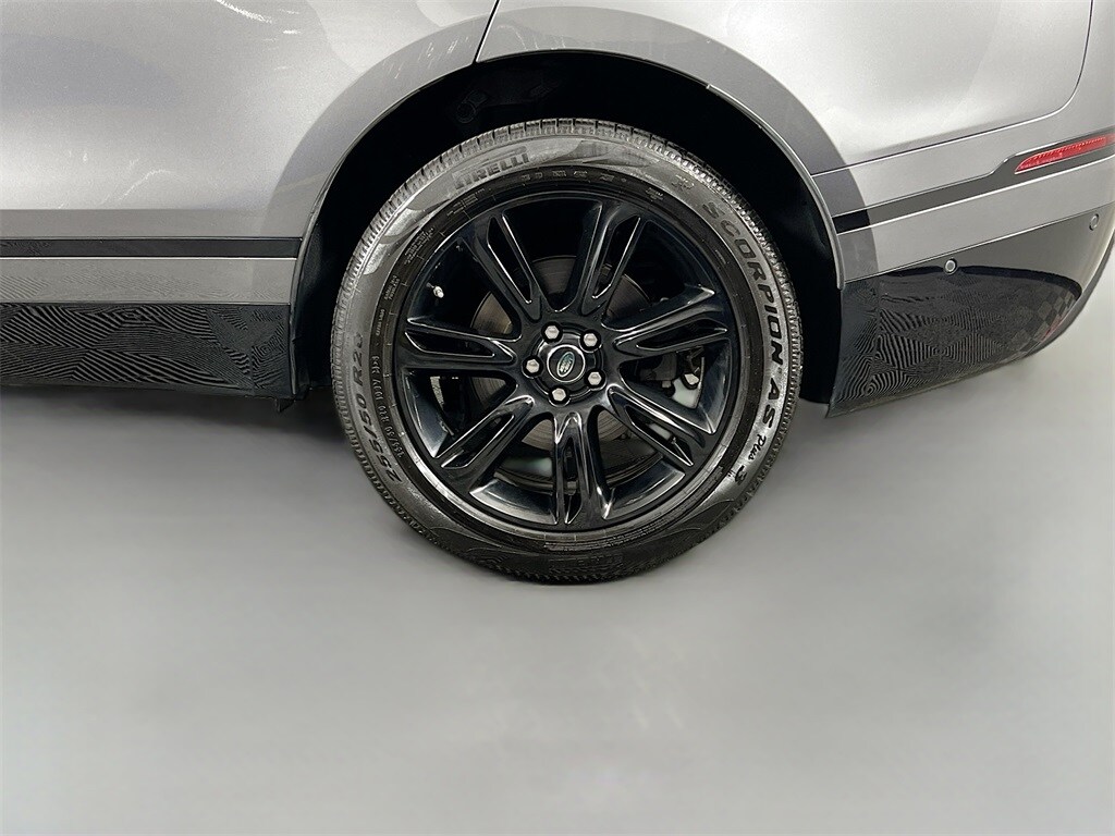 2019 LAND ROVER RANGE ROVER VELAR - Image 32