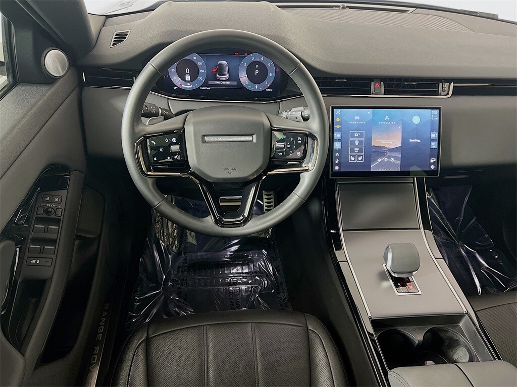 2025 LAND ROVER RANGE ROVER EVOQUE - Image 24