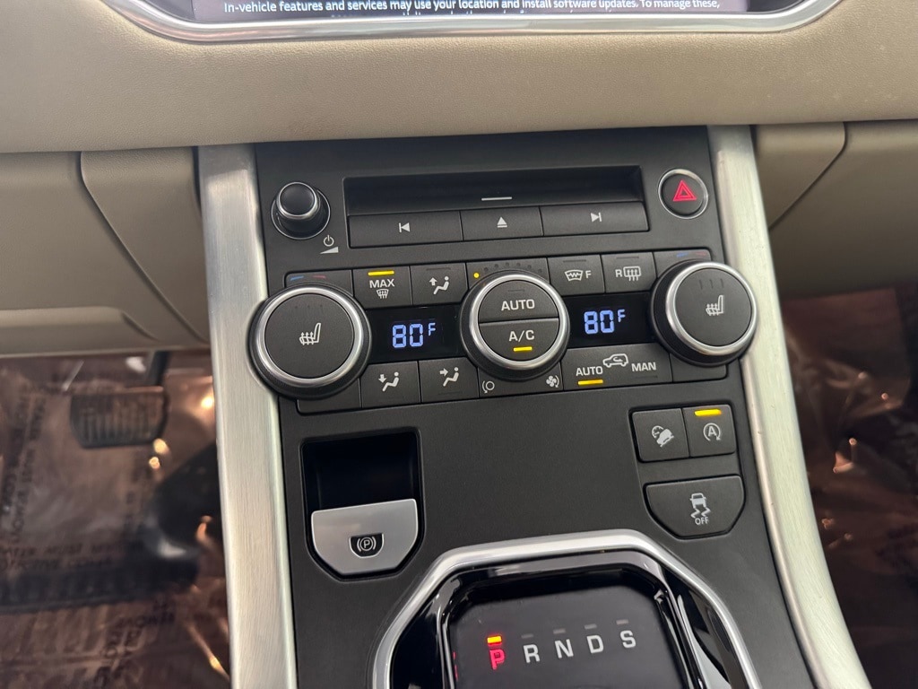 2017 LAND ROVER RANGE ROVER EVOQUE - Image 23