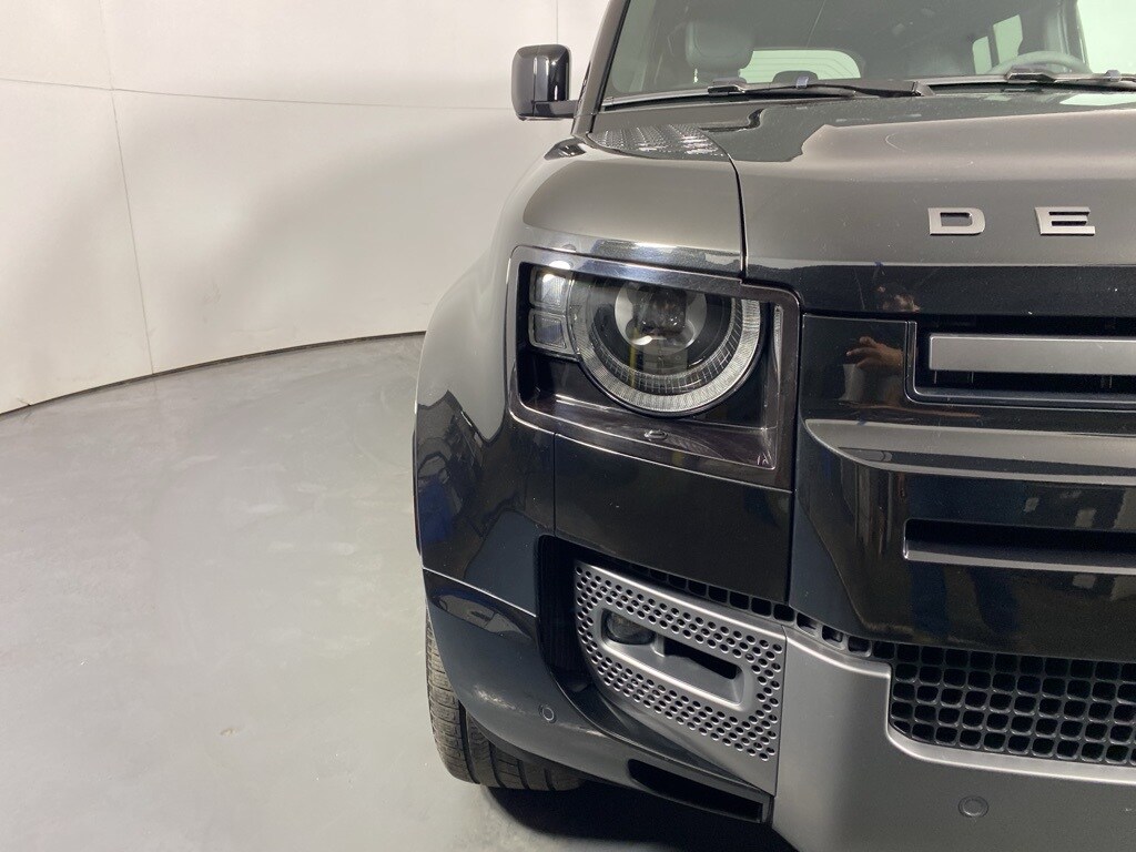 2023 LAND ROVER DEFENDER - Image 13