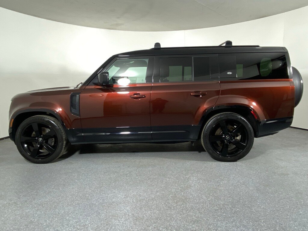2023 LAND ROVER DEFENDER - Image 8