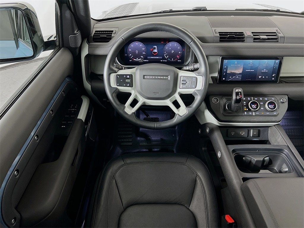 2024 LAND ROVER DEFENDER - Image 24