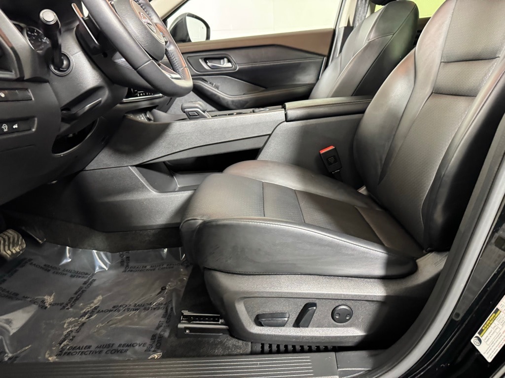 2023 NISSAN ROGUE - Image 16