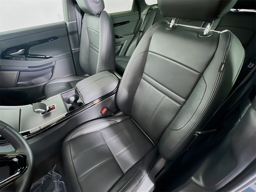 2025 LAND ROVER RANGE ROVER EVOQUE - Image 22