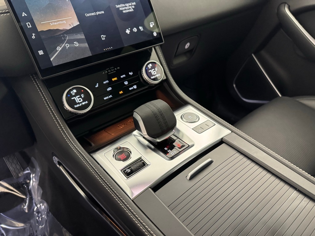 2026 JAGUAR F-PACE - Image 29