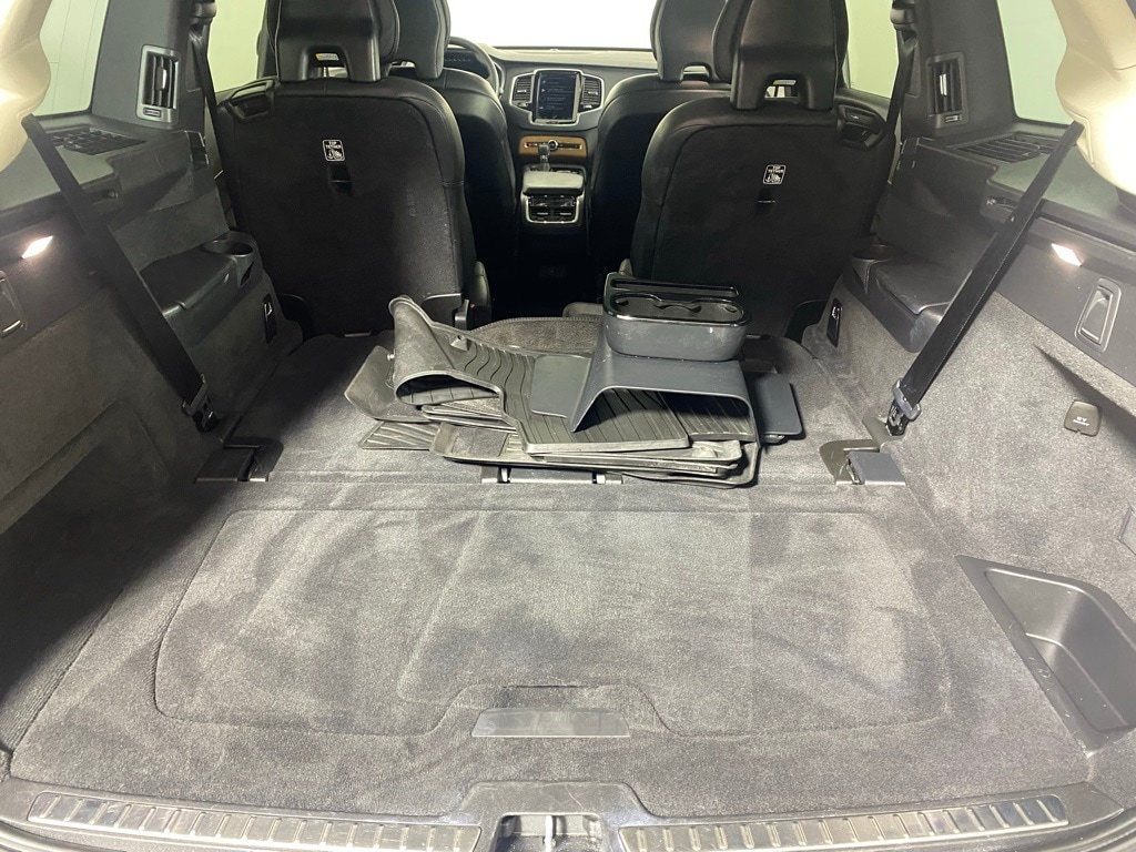 2022 VOLVO XC90 - Image 27
