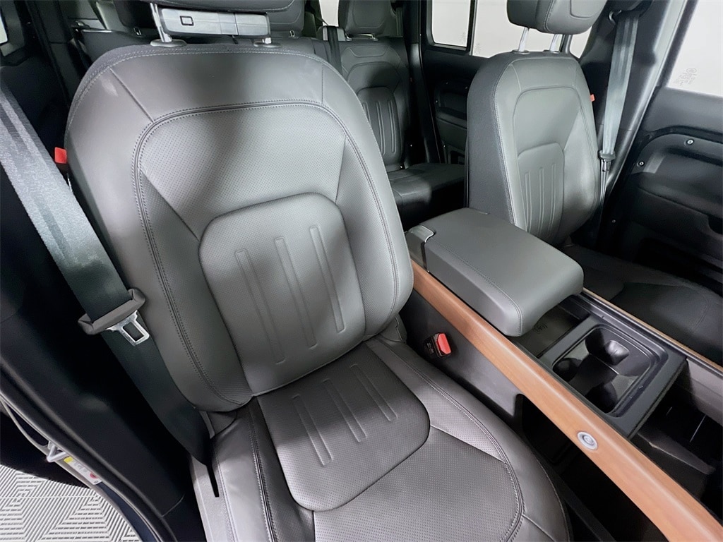 2024 LAND ROVER DEFENDER - Image 30