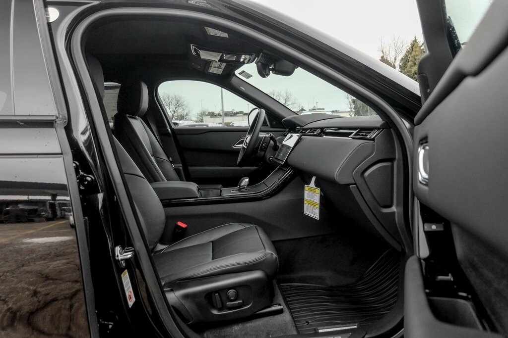 2026 LAND ROVER RANGE ROVER VELAR - Image 21